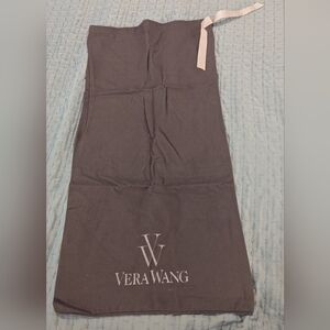 Vera Wang dust bag